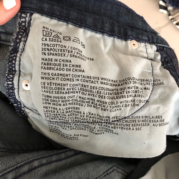 BDG | Urban Outfitter High Rise Twig Ankle Jean - Picture 5 of 7